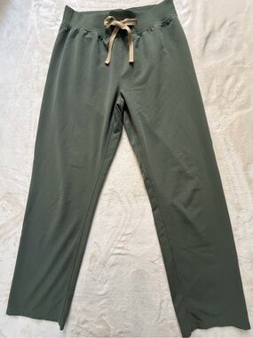 FIGS Technical Collection Unisex Green Scrub Pants Size M Polyester